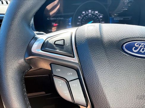 Used 2024 Ford Edge Titanium AWD/4WD image 22