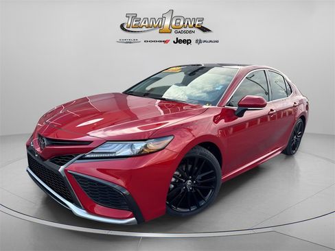 Used 2023 Toyota Camry XSE image 5