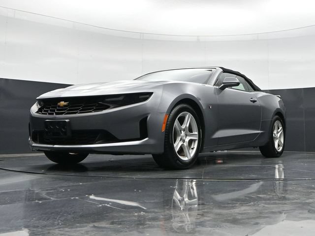 Used 2020 Chevrolet Camaro LT RWD image 39