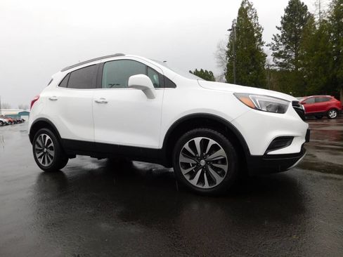 Used 2021 Buick Encore Preferred AWD/4WD image 1