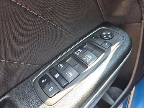 Used 2023 Dodge Charger SXT RWD image 29