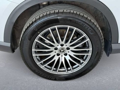Certified 2026 Mercedes-Benz GLC 300 4MATIC image 7