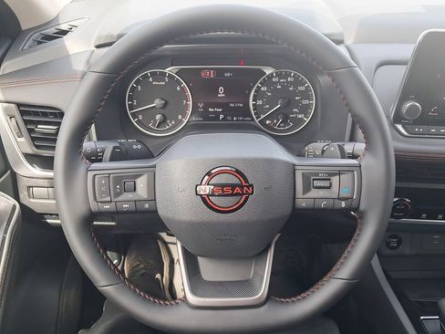 New 2026 Nissan Rogue SV AWD/4WD image 15