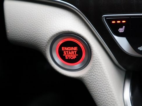 Certified 2018 Honda Accord EX image 24