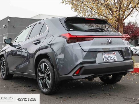 Used 2021 Lexus UX 250h image 4