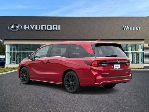 Used 2025 Honda Odyssey Sport-L image 2