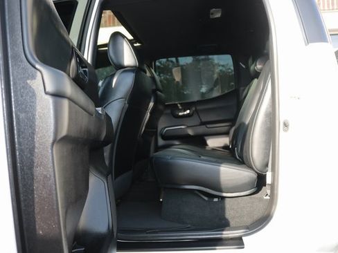Used 2020 Toyota Tacoma Limited image 13