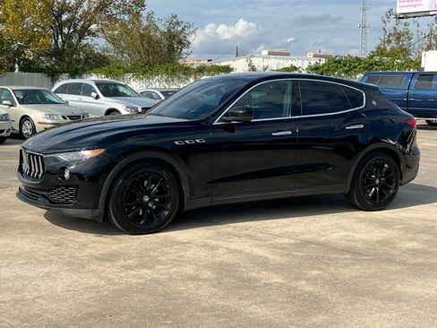 Used 2018 Maserati Levante image 64