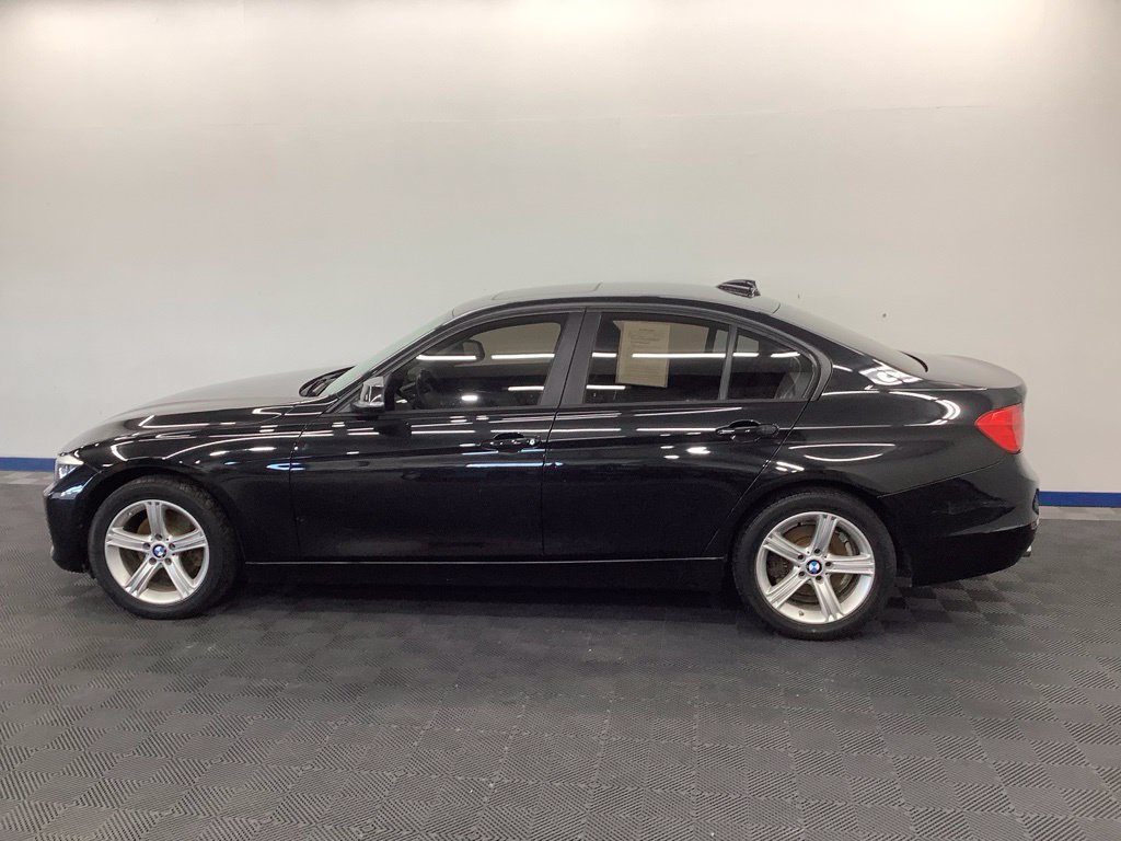 Used 2015 BMW 328i xDrive Sedan AWD/4WD image 5