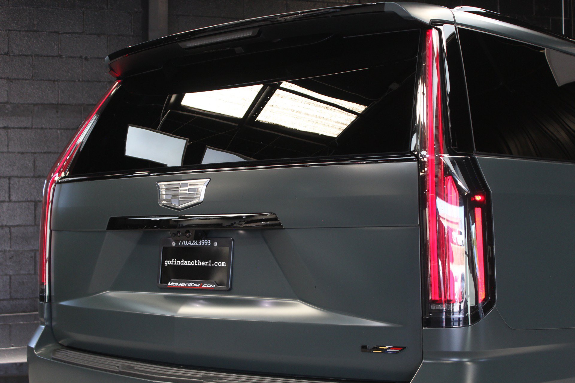 Used 2026 Cadillac Escalade V w/ LPO, ONYX Package AWD/4WD image 19