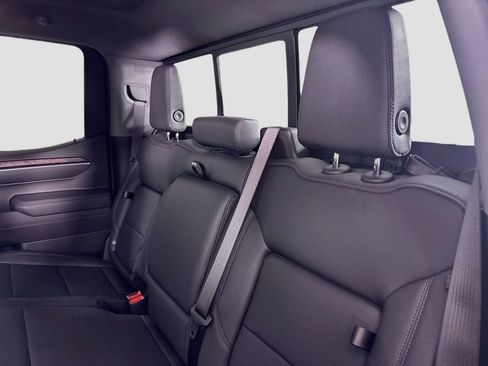 New 2026 GMC Sierra 1500 SLT w/ SLT Premium Package AWD/4WD image 25