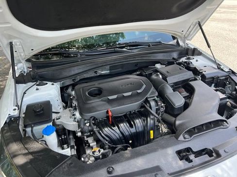 Used 2020 Kia Optima SE FWD image 43