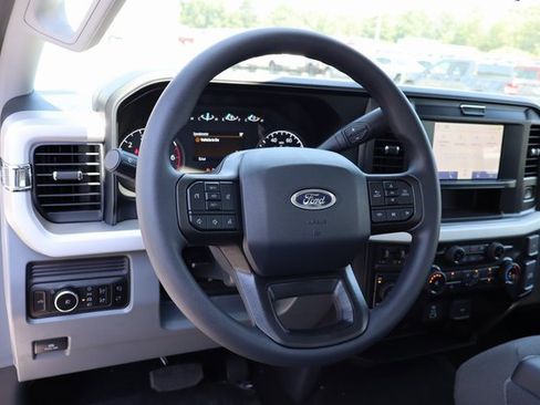 New 2025 Ford F350 XLT image 21