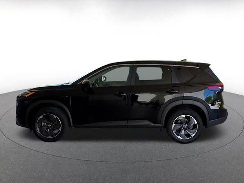 Used 2025 Nissan Rogue SV FWD image 8