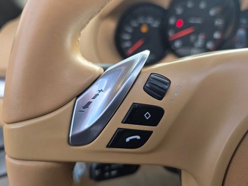 Used 2013 Porsche Boxster image 16