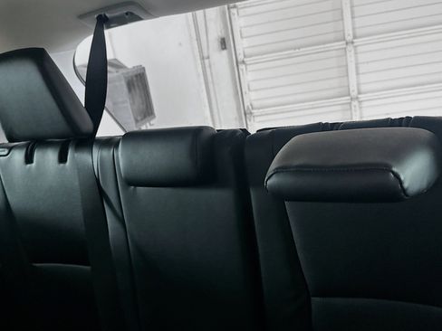 Used 2025 Toyota Grand Highlander AWD image 29