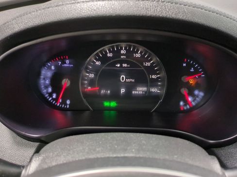 Used 2020 Kia Sorento EX image 19