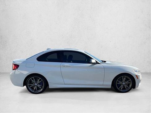 Used 2016 BMW M235i Coupe image 4