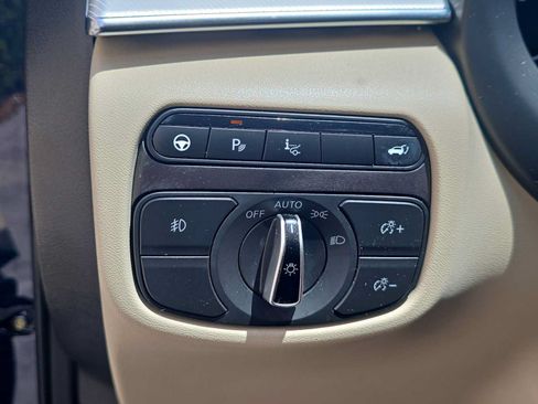 Used 2019 INFINITI QX50 Essential w/ Proactive Package FWD image 24
