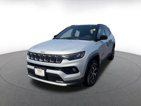 Used 2025 Jeep Compass Limited AWD/4WD image 7