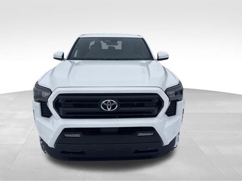 New 2026 Toyota Tacoma SR5 image 10