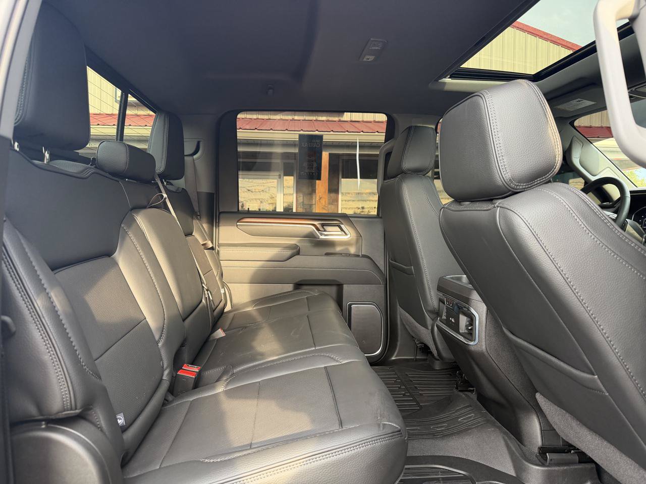 Used 2026 GMC Sierra 2500 Denali w/ Denali Reserve Package AWD/4WD image 23