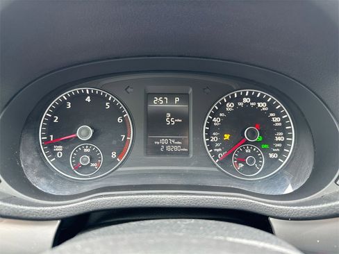 Used 2014 Volkswagen Passat 1.8T Wolfsburg Edition image 11