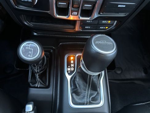 Used 2021 Jeep Gladiator Overland w/ Popular Equipment Package image 25