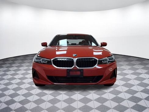 Used 2023 BMW 330i Sedan w/ Premium Package image 5