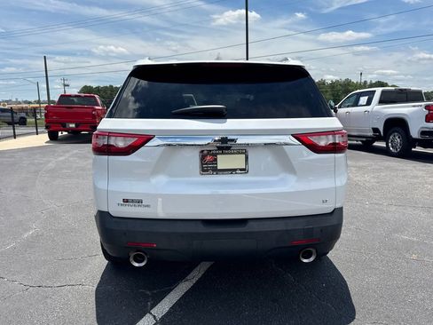 Used 2018 Chevrolet Traverse LT FWD image 7