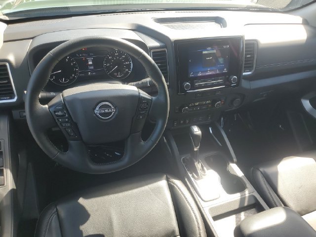 Used 2023 Nissan Frontier SV w/ SV Premium Package RWD image 10