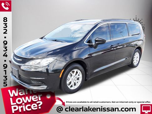 Used 2021 Chrysler Voyager Lxi image 3