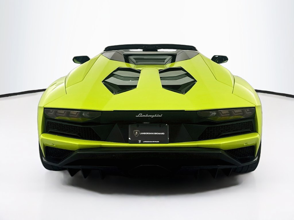 Used 2019 Lamborghini Aventador S AWD/4WD image 6