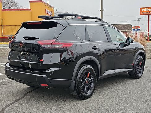 Certified 2025 Nissan Rogue SV w/ Rock Creek Premium Package image 6