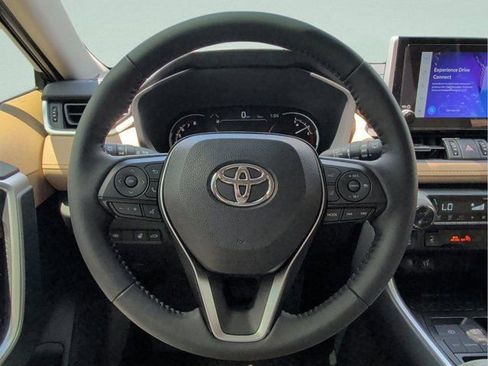 Used 2025 Toyota RAV4 XLE Premium w/ Weather Package FWD image 31