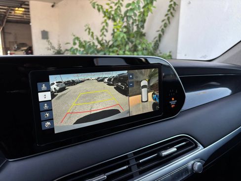 Used 2021 Hyundai Palisade Limited FWD image 26