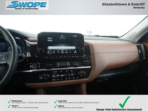 Used 2024 Nissan Pathfinder Platinum AWD/4WD image 20