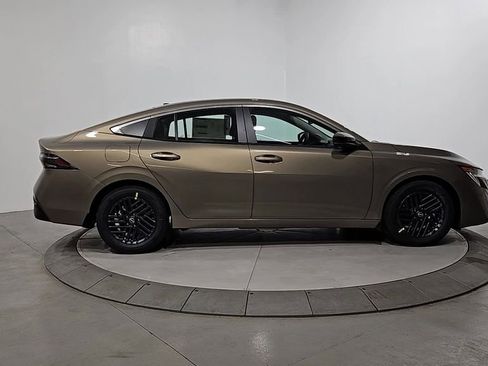 New 2026 Nissan Sentra SV w/ SV Convenience Package FWD image 6