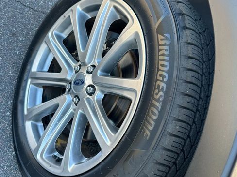 Used 2017 Ford Explorer Limited FWD image 20