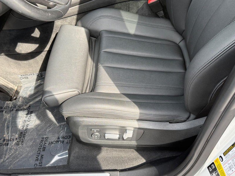Used 2022 BMW X5 xDrive40i AWD/4WD image 18