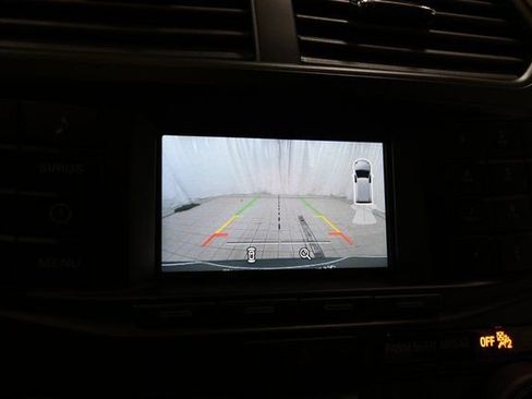 Used 2019 Ford Explorer XLT w/ Class III Trailer Tow Package AWD/4WD image 6