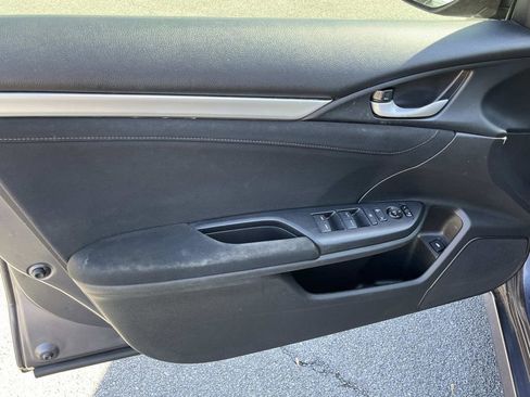 Used 2020 Honda Civic EX image 24