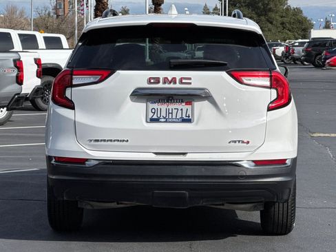 Certified 2023 GMC Terrain AT4 image 4
