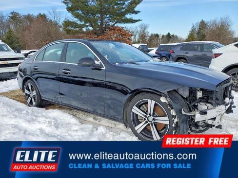 Used 2025 Mercedes-Benz C 300 4MATIC Sedan image 7