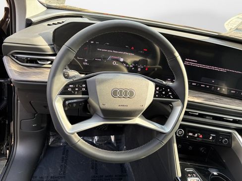 New 2025 Audi Q5 Premium Plus image 10