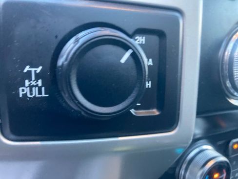 Used 2019 Ford F150 Lariat w/ Equipment Group 502A Luxury image 49