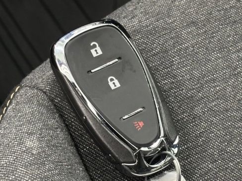 Used 2023 Chevrolet Equinox LT w/ LPO, Floor Liner Package image 28