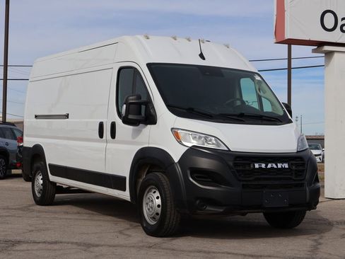 Used 2023 RAM ProMaster 2500 image 1