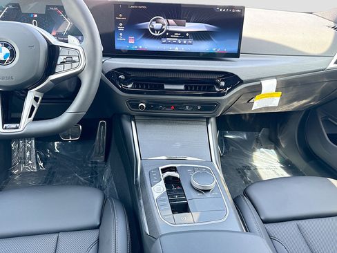New 2026 BMW 330i Sedan w/ M Sport Package RWD image 19