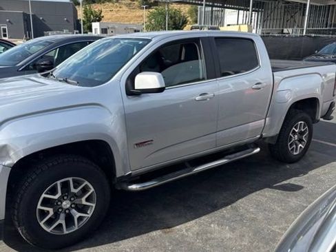 Used 2016 GMC Canyon SLE w/ All Terrain Package AWD/4WD image 4